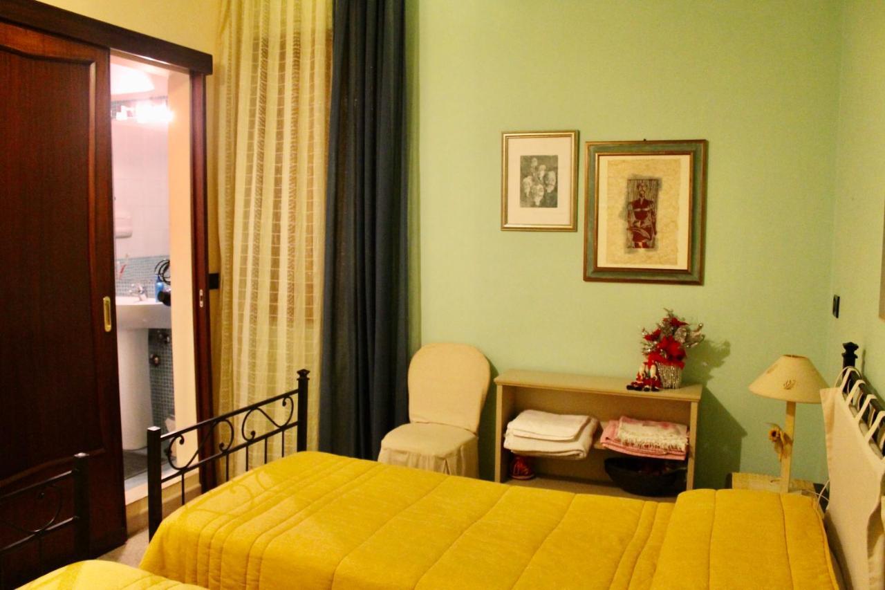 A Casa Di Mamma Hotel Milazzo Exterior photo